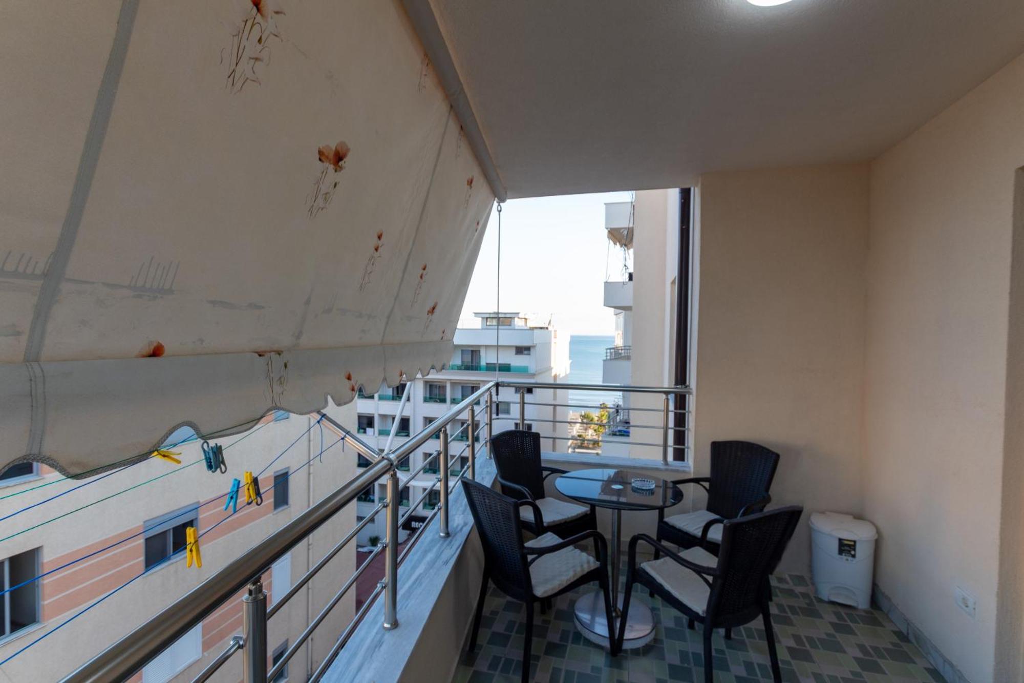 Spacious 2 Bedroom In Appartement *